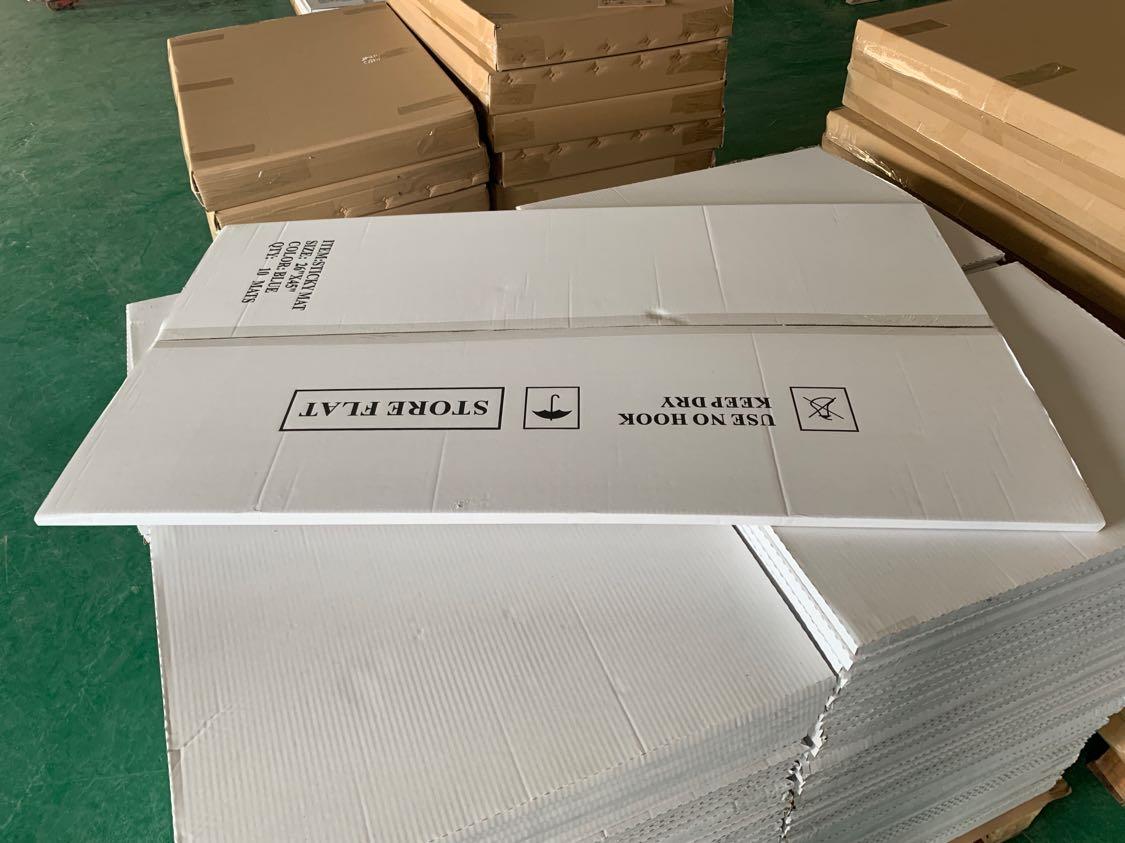 10 MAT PER BOX