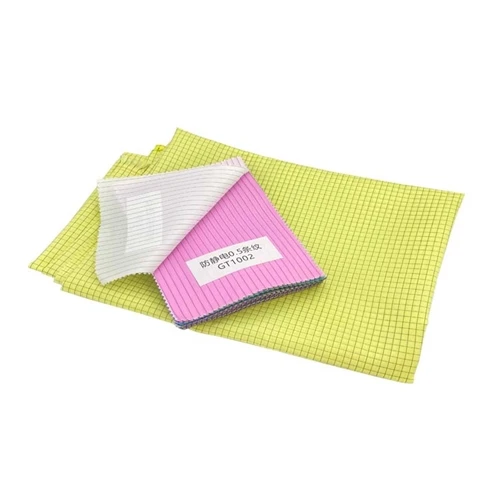 What Are the Characteristics of Cleanroom ESD Garments